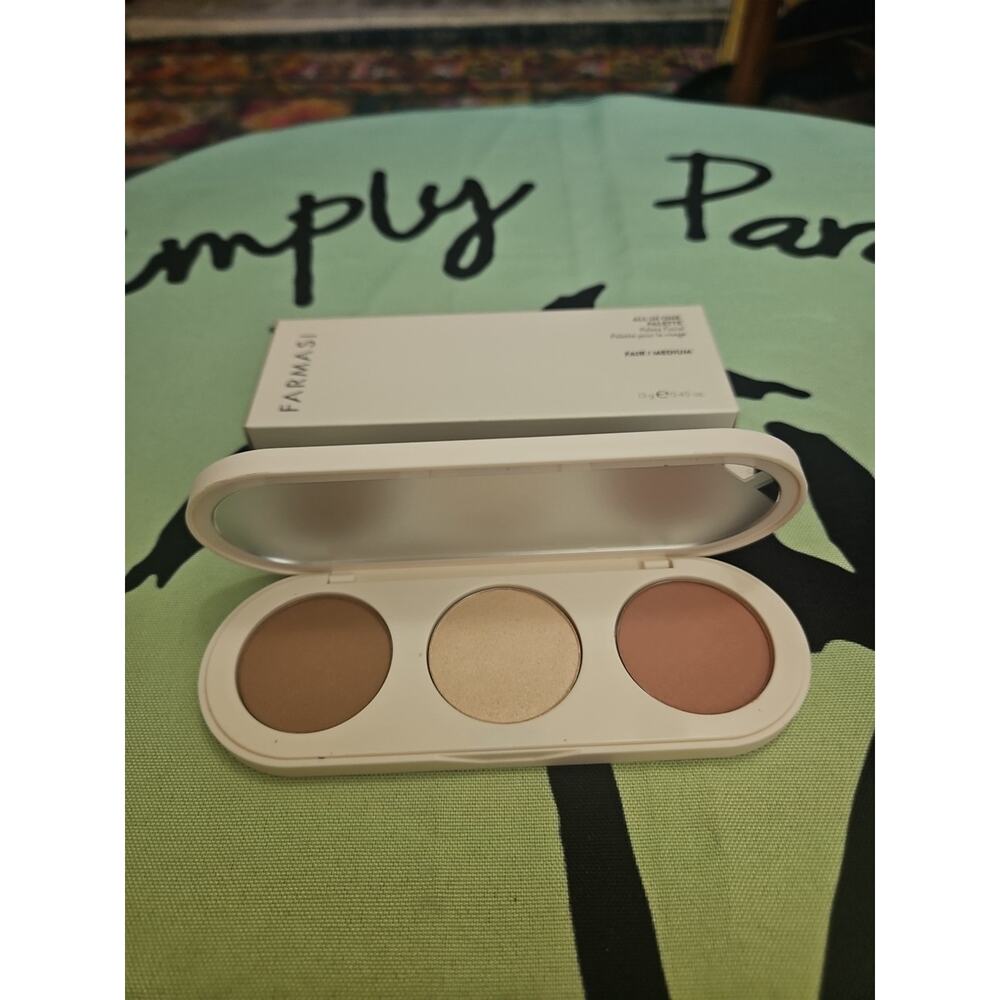 Farmasi All In One Palette - Fair to Medium 0.45 oz